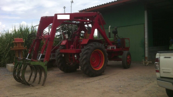 รถคีบอ้อย  ฟอร์ด คีบหลังเกียร์ธรรมดา สามารถเกษตรยนต์