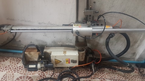 ขาย robot แขนกลเครื่องฉีดพลาสติก