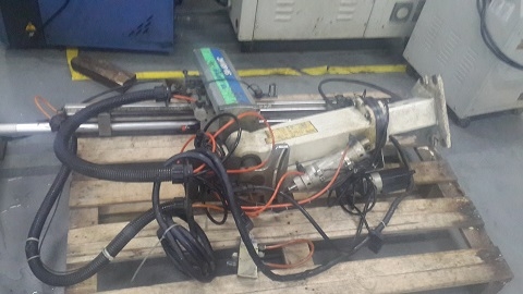 ขาย robot แขนกลเครื่องฉีดพลาสติก