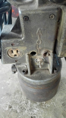 ******** ขายแล้วครับ!! ******* สว่านแม่เหล็ก HITACHI ไฟบ้าน 220 V. พร้อมใช้ 089-2499-123 นครปฐม