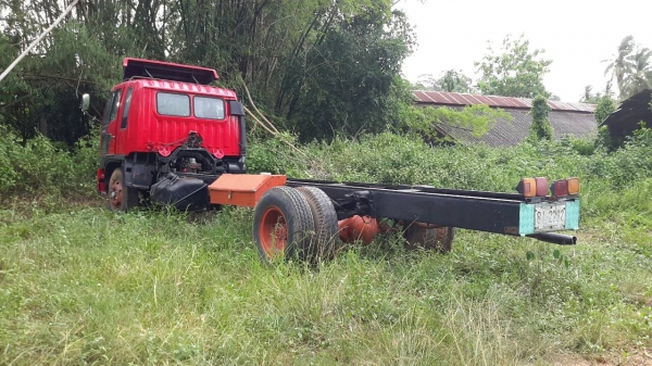 ขาย HINO 195 แรง ยาว 7.3 เมตร ขาย HINO 195 แรง ยาว 7.3 เมตร