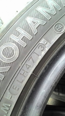 215/55R17 YOKOHAMA ADVAN dB decibel ปี2013 มี 3 เส้น tel.081-427-3941