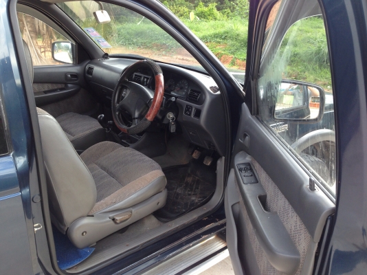 ขายฟอดเรนเจอรโฟ รถสวยพร้อมใช้งานได้เลย ขายฟอดเรนเจอรโฟ รถสวยพร้อมใช้งานได้เลย