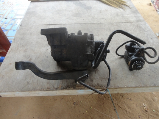 ขายกระปุกพวงมลัยเพาเวอร์ อิซูซุ  Lock240