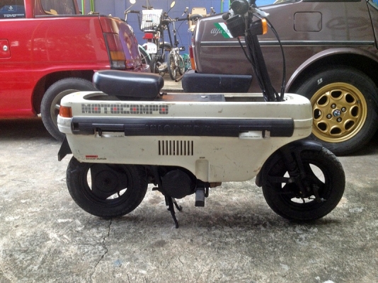 **** ขายรถพับได้ Honda Motocompo สีเดิมจากญี่ปุ่น ****