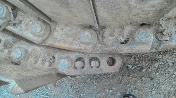 ขายโซ่แบคโค  PC 200-5ใบสั้น60 ซม.