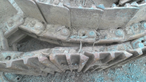 ขายโซ่แบคโค  PC 200-5ใบสั้น60 ซม.