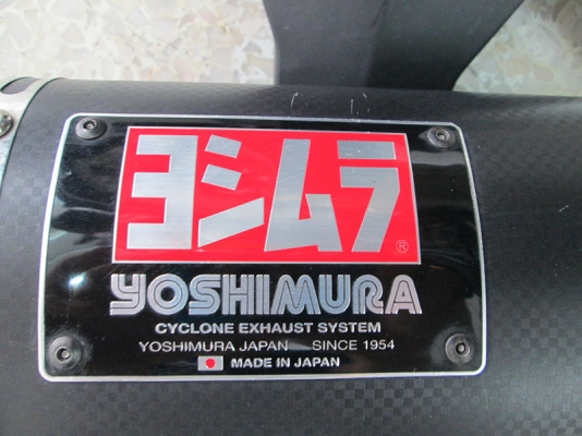ขาย Versys 650 ปี 2012 รถมือเดียว สภาพสวย แถมท่อแต่ง Yoshimura รถเช็คศูนย์ตลอด สีเหลือง ราคา 199000 บาท