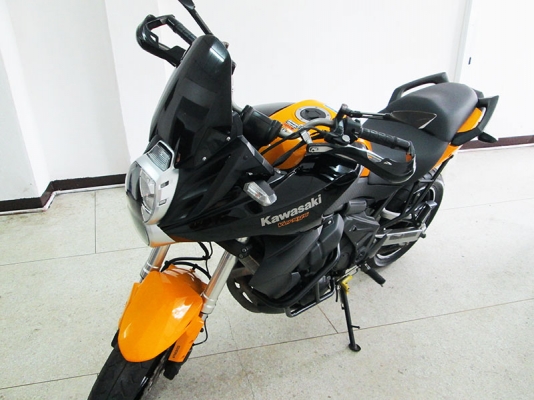 ขาย Versys 650 ปี 2012 รถมือเดียว สภาพสวย แถมท่อแต่ง Yoshimura รถเช็คศูนย์ตลอด สีเหลือง ราคา 199000 บาท
