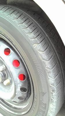 ขอบ 15  ขนาด 4 รู100 กะทะล้อพร้อมยาง 175/60R15 ชุด 4 ล้อ tel.081-427-3941