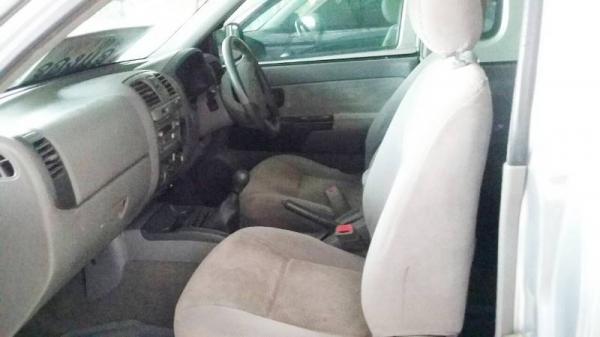 D-max Hilender  3.0 ปี 06 ไมล์ 184000