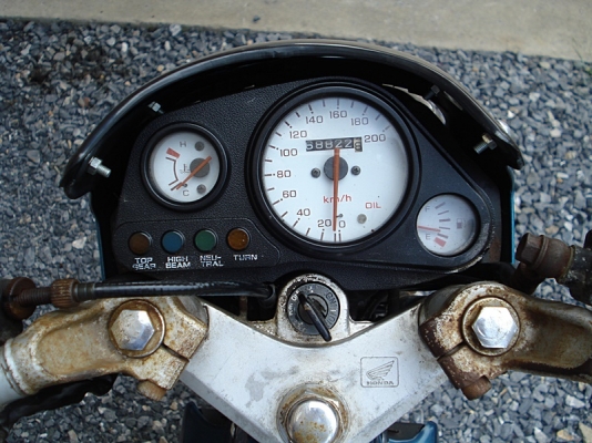 ขาย NOVA DASH 125 ปี 40 มือเดียวตั้งแต่ป้ายแดงเดิมๆ ขาย NOVA DASH 125 ปี 40 มือเดียวตั้งแต่ป้ายแดงเดิมๆ