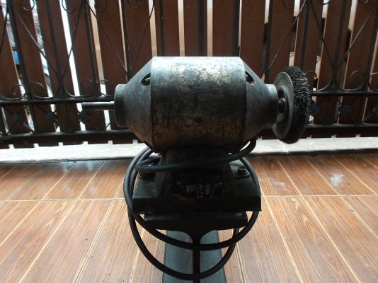 แท่นมอเตอร์หินเจียร์ ใช้งานได้ปกติ มอเตอร์แรงดีมาก