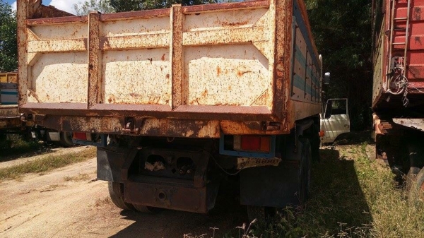 Hino f18 กระบะดั้มพ์. 2 เพลา