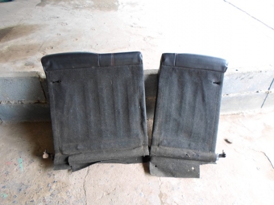 เบาะหนังรถยนต์ toyota 3ห่วง หนังดำด้ายแดง หน้าและหลัง