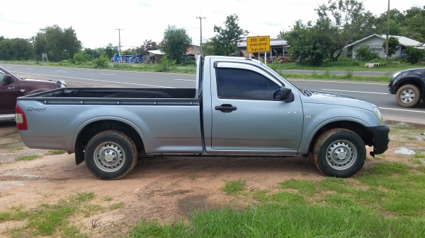 ขายD-MAX ตอนเดียว ปี48 พร้อมลุยงานราคาเบาๆครับ ขายD-MAX ตอนเดียว ปี48 พร้อมลุยงานราคาเบาๆครับ