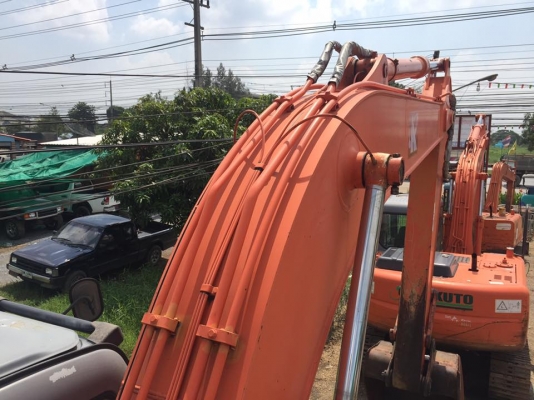 ZX200 เก่าญี่ปุ่น ราคาไม่แพงครับ