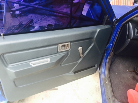 ขาย  nissan BIG M