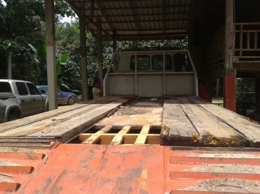 ขายรถบรรทุกรถแบคโฮ ISUZU ROCKY 195 แรงช่วงล่างใหญ่เกียร์อีตั้นทะเบียนเต็ม ขายรถบรรทุกรถแบคโฮ ISUZU ROCKY 195 แรงช่วงล่างใหญ่เกียร์อีตั้นทะเบียนเต็ม