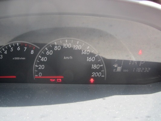 ขายด่วน Toyota Yaris 1.5J ปี 2010 เกียร์ auto สวยๆครับ