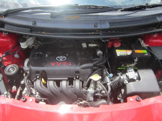 ขายด่วน Toyota Yaris 1.5J ปี 2010 เกียร์ auto สวยๆครับ