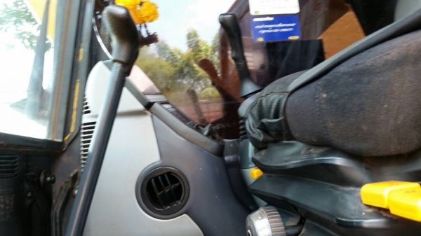 ขายด่วน!! PC200-8 10,000 ชม.สภาพสวยค่ะ