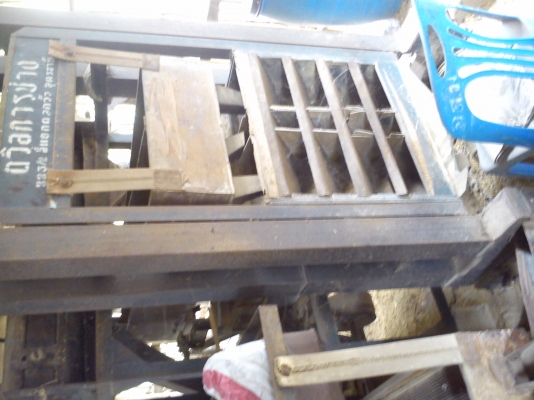 โรงสีข้าว หินขัด 2 หัว ของถวิลการช่าง