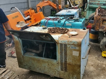 ขาย ตู้เชื่อมพร้อมเครื่องปั่นไฟ AIRMAN PDW270S-18 พ่วงได้ 3 หัวไฟแรง รับประกัน พร้อมใช้งานได้ชัวร์ ขาย ตู้เชื่อมพร้อมเครื่องปั่นไฟ AIRMAN PDW270S-18 พ่วงได้ 3 หัวไฟแรง รับประกัน พร้อมใช้งานได้ชัวร์