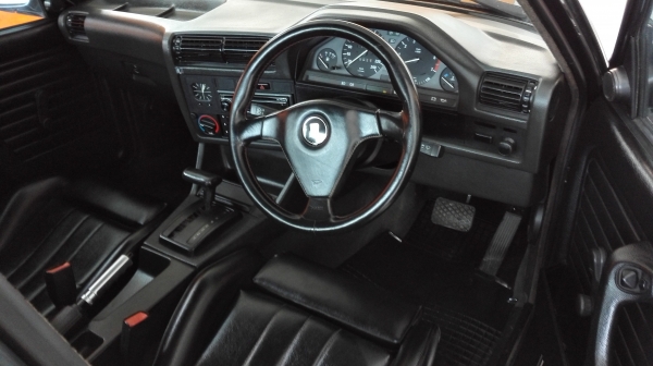 BMW E30 ออโต้M40 สวยสภาพหายากไม่มีผุ