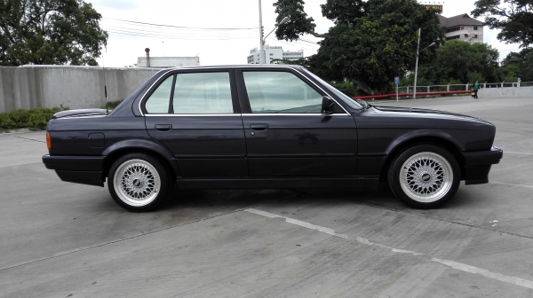 BMW E30 ออโต้M40 สวยสภาพหายากไม่มีผุ