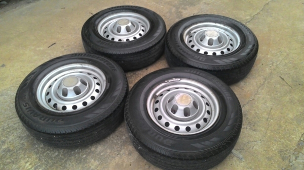 ขายล้อกะทะดีแม็คพร้อมยาง ขายล้อกะทะดีแม็คพร้อมยาง