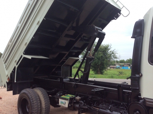 ..6ล้อดัม HINO 3H (195แรง)แท้ กะบะต่อใหม่ ช่วงสั้นดั๊มดิน ช่วงล้อ 3.8 ม.กระบะต่อใหม่ ขาย 780,000บาท (ศุภากร 081-1903107 , 081-4252943)