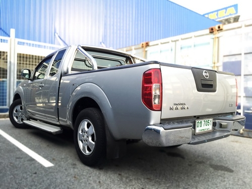 Navara ปี07 2.5LE แค็บเปิดได้ เกียร์ธรรมดา ตัวท็อป สีบรอนซ์เงิน วิ่งน้อย สวยจัด ราคาถูก