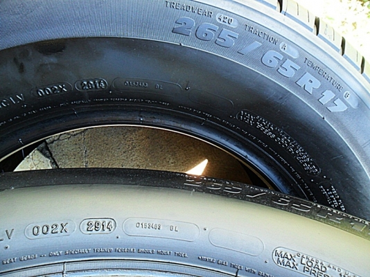 ยางขอบ17กระบะสูง มิชลิน 265-65R17ลงพื้นปี15 (4เส้น7,500บ)ดอกตรึม มาเต็ม อีกชุดครับท่าน ยางขอบ17กระบะสูง มิชลิน 265-65R17ลงพื้นปี15 (4เส้น7,500บ)ดอกตรึม มาเต็ม อีกชุดครับท่าน