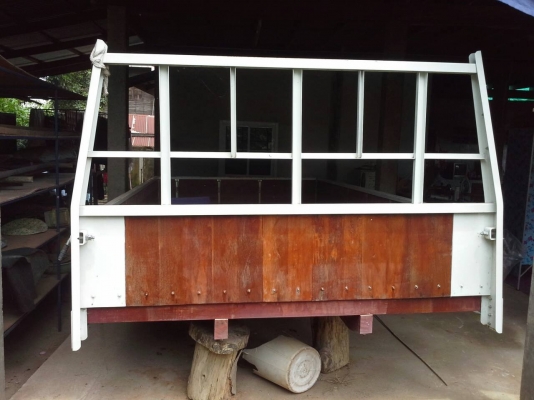 ISUZU NPR กะบะนะครับ ยาว 4.3ม. กว้าง 2.2ม ถอดจากรถใหม่เพิ่งออกห้างได้เดือนเดียวคับ