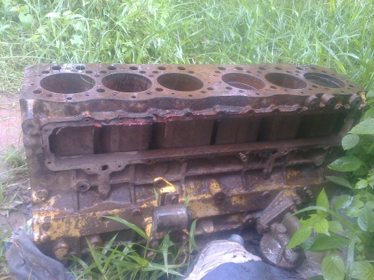 ขายด่วนเสื้อสูบ cat 7jk