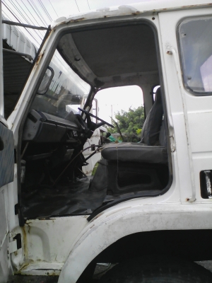 ขายUD CW30M PE6 225 เทอร์โบ ปี33 480000 บาทต่อรองได้ ขายUD CW30M PE6 225 เทอร์โบ ปี33 480000 บาทต่อรองได้