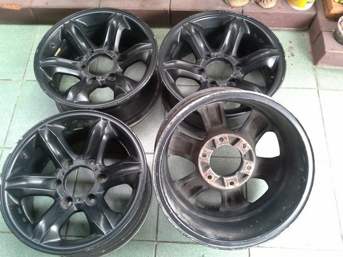 ล้อเล็บเหยี่ยว อีฃูสุ 6/139 ขอบ16*7 et7.5 สวยๆ 1ชุด ล้อเล็บเหยี่ยว อีฃูสุ 6/139 ขอบ16*7 et7.5 สวยๆ 1ชุด