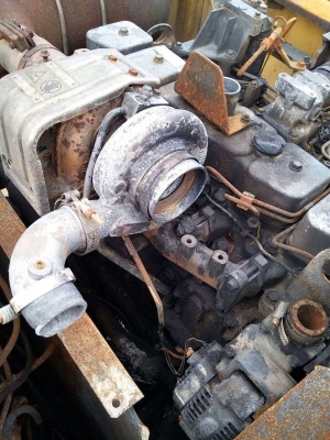 ขายอะใหล่ตัด KOMATSU PC 200 รุ่น 7   บูมอาร์ม เฟรม เครื่อง ตัวเดิน โซ๋ ใบแทรค ทะเบียน และอุปกรณ์อื่นๆ