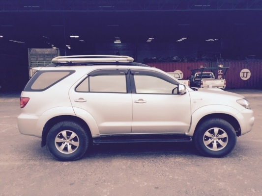 ขายฟอร์จูนเนอร์ 3.0 ขับ4 เกียร์ออโต้ ดีเซล 2006