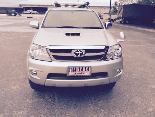 ขายฟอร์จูนเนอร์ 3.0 ขับ4 เกียร์ออโต้ ดีเซล 2006