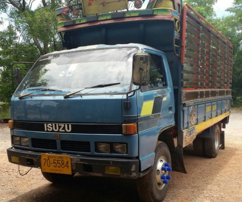 ฝากขาย ราคา 335,000บ หกล้อ อีซูซู NPR115 ช่วงล่างใหญ่ หน้าFหลังF รถสวยจริงๆบางเดิมเจ้าของใช้เองสภาพดีครับ ทะเบียนพร้อมโอน ฝากขาย ราคา 335,000บ หกล้อ อีซูซู NPR115 ช่วงล่างใหญ่ หน้าFหลังF รถสวยจริงๆบางเดิมเจ้าของใช้เองสภาพดีครับ ทะเบียนพร้อมโอน