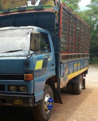 ฝากขาย ราคา 335,000บ หกล้อ อีซูซู NPR115 ช่วงล่างใหญ่ หน้าFหลังF รถสวยจริงๆบางเดิมเจ้าของใช้เองสภาพดีครับ ทะเบียนพร้อมโอน ฝากขาย ราคา 335,000บ หกล้อ อีซูซู NPR115 ช่วงล่างใหญ่ หน้าFหลังF รถสวยจริงๆบางเดิมเจ้าของใช้เองสภาพดีครับ ทะเบียนพร้อมโอน