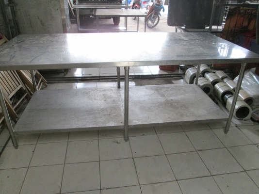 โต๊ะเตรียม 2 ชั้นแสตนเลส  หนาโรงงาน สภาพดีมาก ราคานิดเดียว
