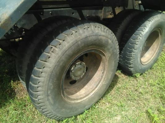 รถมิตซู 10 ล้อ FN528  /  220 แรงม้า. ปี 45 ( ขายหัว , คัชซี. )    สนใจติดต่อ  081 - 6079515