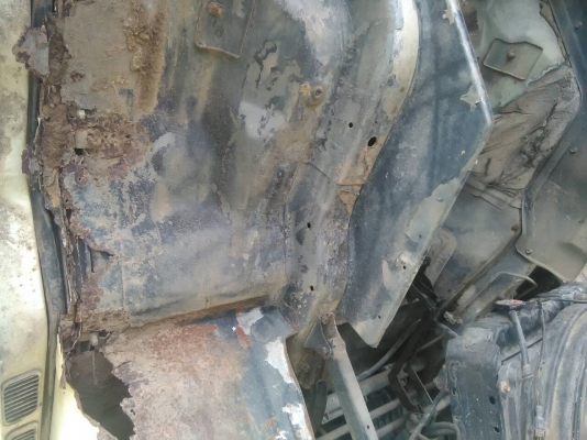 รถมิตซู 10 ล้อ FN528  /  220 แรงม้า. ปี 45 ( ขายหัว , คัชซี. )    สนใจติดต่อ  081 - 6079515