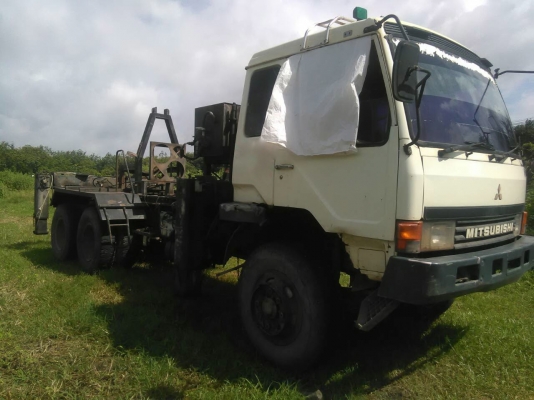 รถมิตซู 10 ล้อ FN528  /  220 แรงม้า. ปี 45 ( ขายหัว , คัชซี. )    สนใจติดต่อ  081 - 6079515