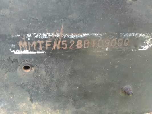 รถมิตซู 10 ล้อ FN528  /  220 แรงม้า. ปี 45 ( ขายหัว , คัชซี. )    สนใจติดต่อ  081 - 6079515