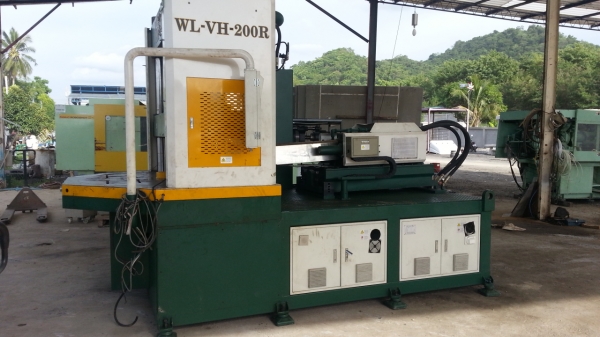 ขายเครื่งฉีดพลาสติกระบบโรตารี่200 ตันไม่มีระบบไฟฟ้า 250,000 บาท