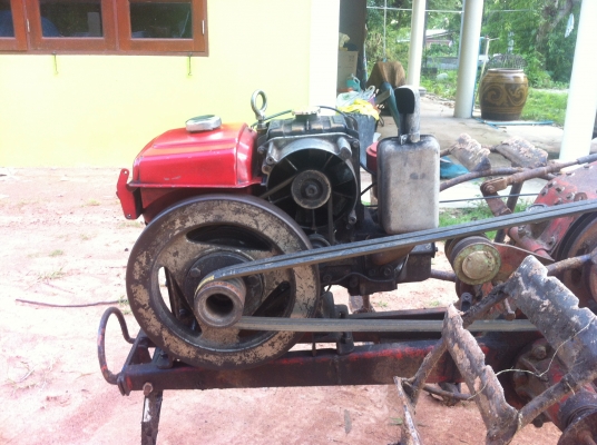 รถไถนาเดินตาม